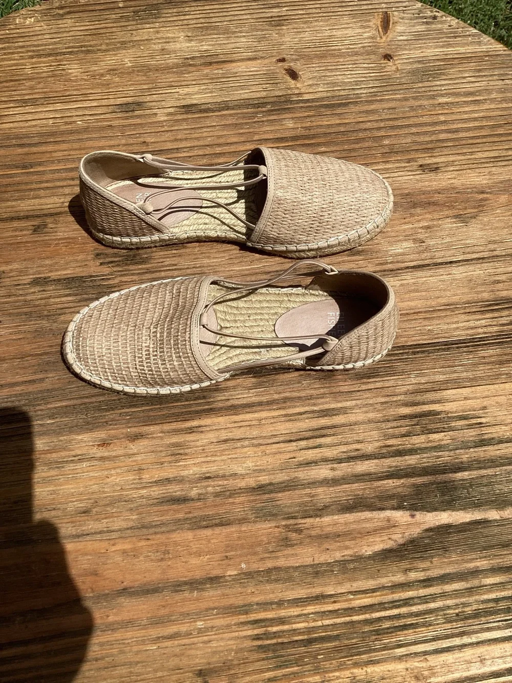 Eileen Fisher Neutral Tan Footbed with Embossed Logo - Picture 3 of 10